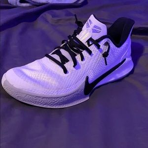 2019 Mamba focus - TB White Wolf Grey Black